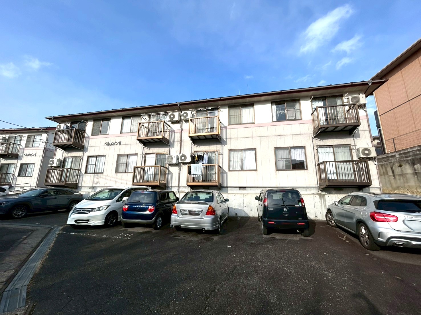 泉区 ベルメゾンⅠ・Ⅱ