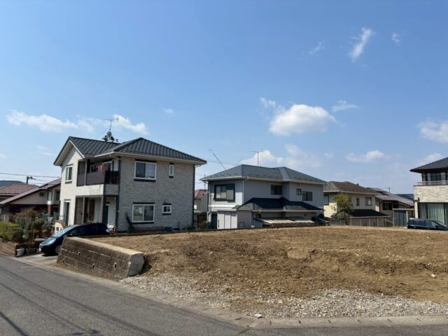 青葉区中山台2丁目　2号地