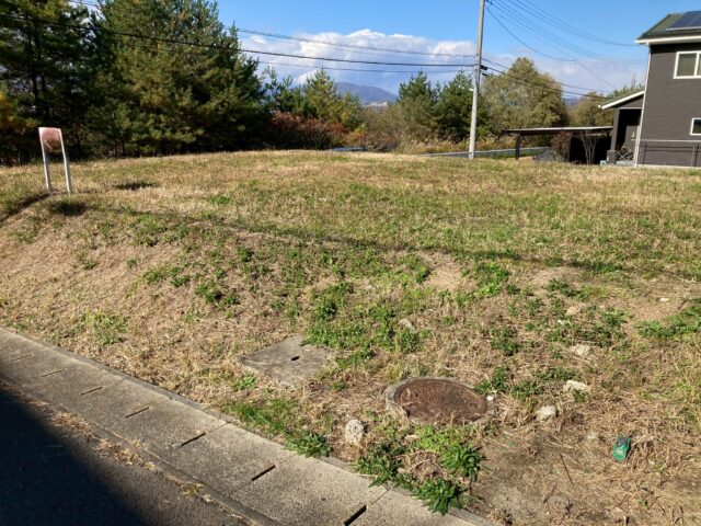 泉区西中山1丁目　3号地