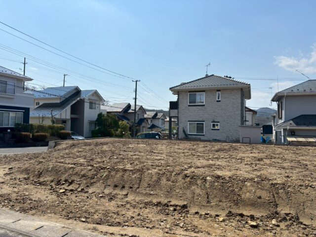 青葉区中山台2丁目　2号地